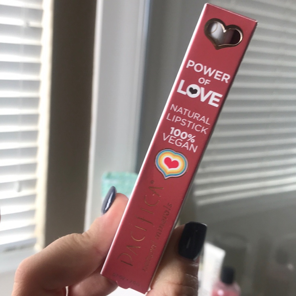 Pacifica Natural Minerals Lipstick